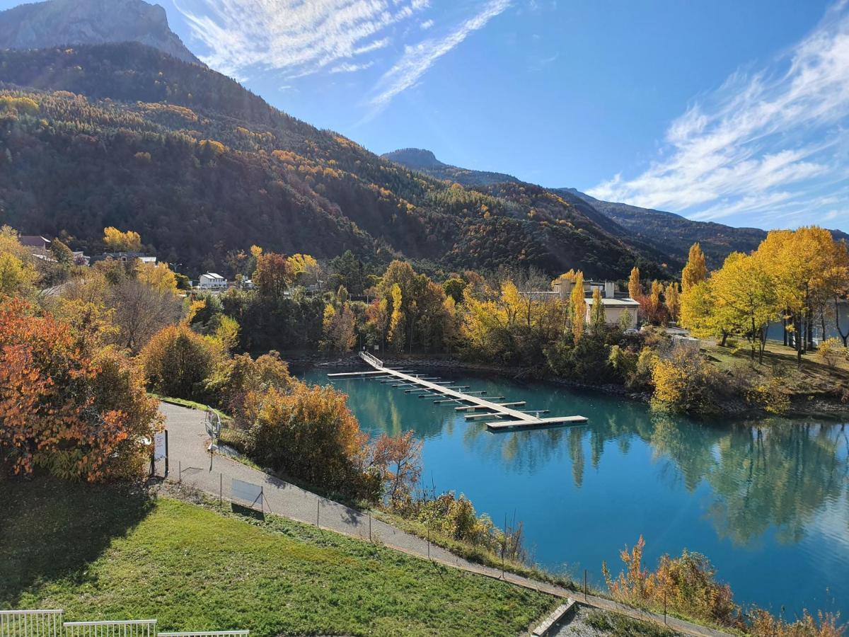 Hotel Les Flots Bleus Savines-le-Lac Buitenkant foto