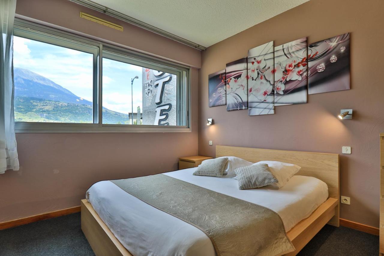 Hotel Les Flots Bleus Savines-le-Lac Buitenkant foto